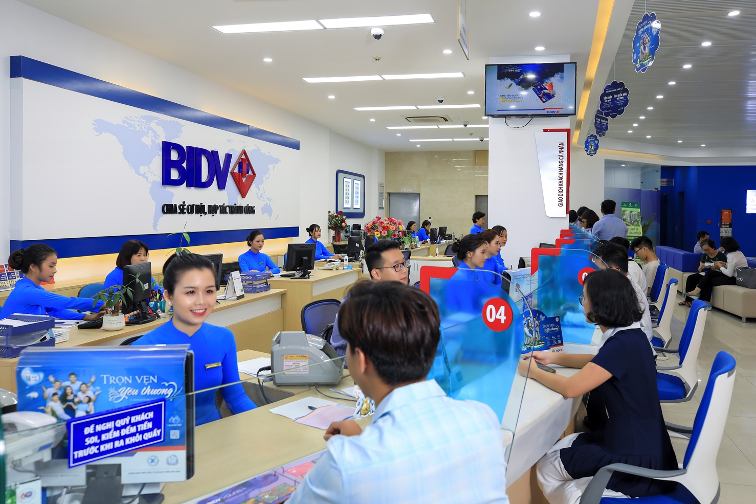 BIDV nhận giải “Ngân hàng lưu ký - giám sát tốt nhất Việt Nam 2021”