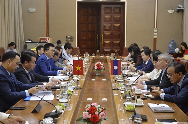 Đoàn đại biểu Bộ Lao động và Phúc lợi xã hội Lào thăm và làm việc tại BHXH Việt Nam