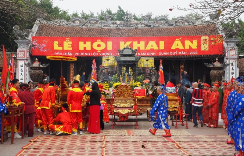 Nhiều hoạt động đặc sắc diễn ra tại lễ hội khai ấn đền Trần Nam Định 2024
