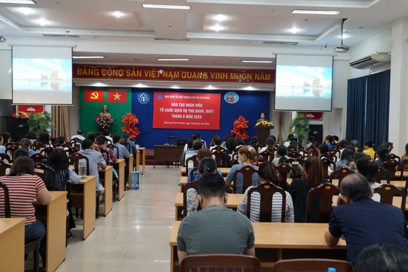 TP. Hồ Chí Minh: Đào tạo nhân viên tổ chức dịch vụ thu BHXH, BHYT