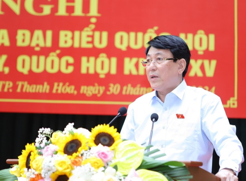 Thường trực Ban Bí thư tiếp xúc cử tri tại thành phố Thanh Hóa